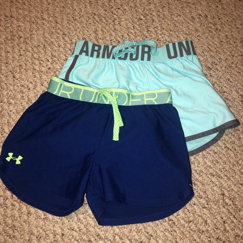 Running shorts